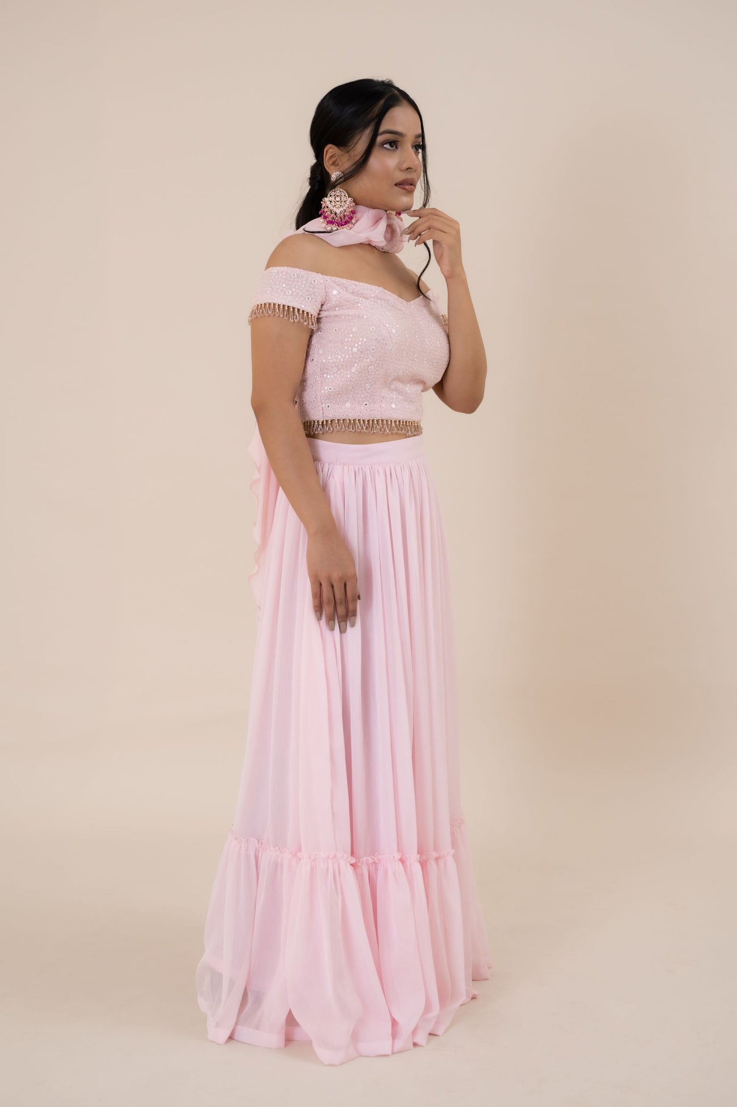 Roseate Outfit